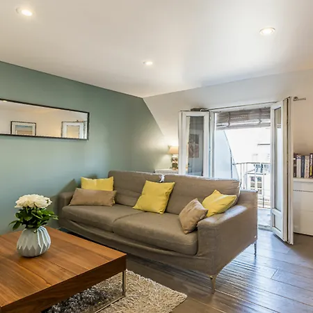 We - 75006 Latin Quarter Apartment Paris
