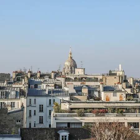 We - 75006 Latin Quarter *